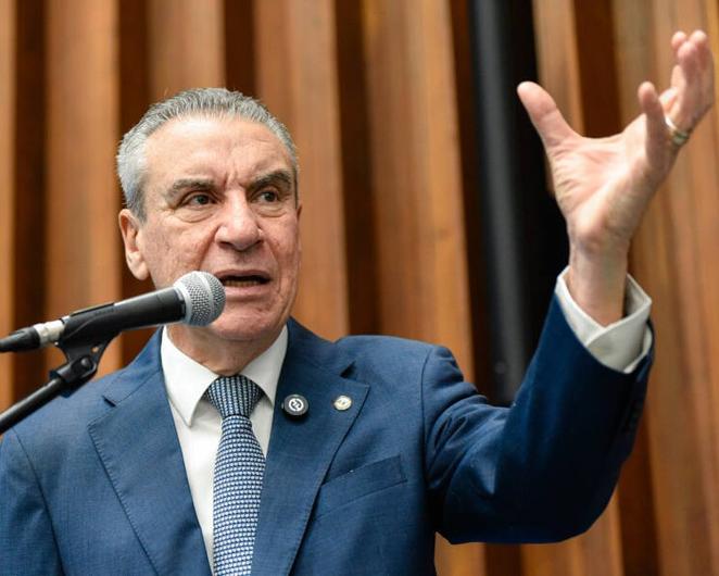 Paulo Corrêa propõe força-tarefa para retirar murtas e proteger citricultura em Mato Grosso do Sul