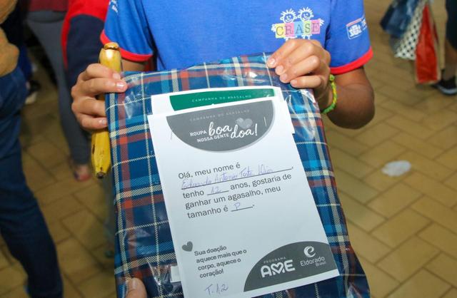 Solidariedade que aquece: Eldorado Brasil entrega quase 5 mil peças de inverno para famílias em situação de vulnerabilidade