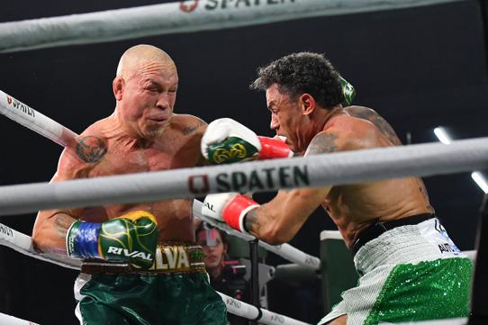 Confus&atilde;o no Spaten Fight Night termina com nocaute e hospitaliza&ccedil;&atilde;o de Wanderlei Silva