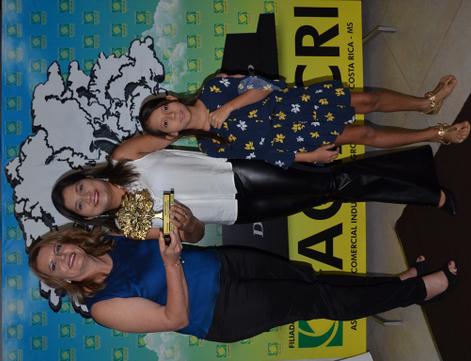 Em noite de muita festa ACIACRI realiza a premia&ccedil;&atilde;o do Trof&eacute;u Ip&ecirc; Destaques do Ano 2016