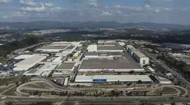 Stellantis anuncia investimento de R$ 30 bilhões no Brasil e prevê ampliação de empregos até 2030