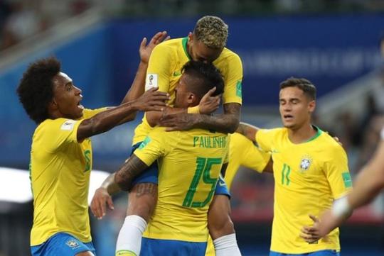 Brasil vence S&eacute;rvia sem sustos e vai &agrave;s oitavas de final