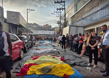 Após megaoperação, governo do RJ confirma 121 mortos; moradores relatam dezenas de corpos levados a praça na Penha